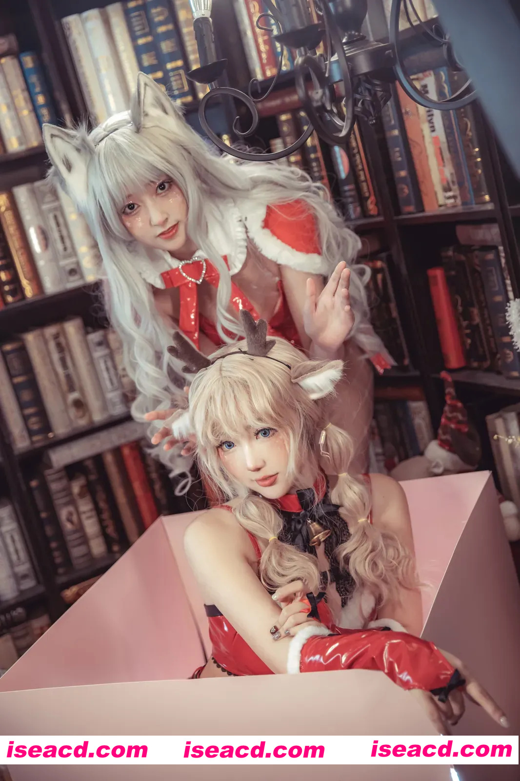 『套图』驯鹿与狼 – 刺青Poi&Luisa_零纱(冬马路纱)[40P 657MB]