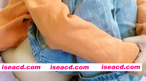 老婆是不是发现什么？下班回家操着女儿老婆电话就来了